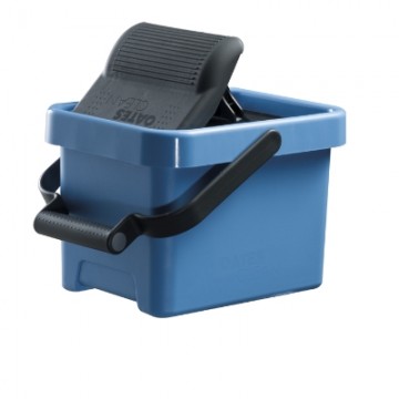 Oates AA Wringer Bucket